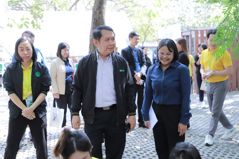MANAS (424)