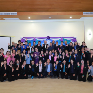 25680624 รองครองศักดิ์ บรรยายพิเศษและเป็นประธานในพิธีปิดการสัมมนาผู้บริหารงานส่งเสริมการเกษตรภาคใต้ (Retreat) ปีงบประมาณ 2568 ณ โรงแรมบ่อแสนวิลล่าแอนด์สปา อำเภอทับปุด จังหวัดพังงา