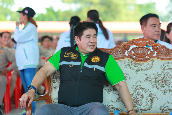 921C103A-4137-4DA8-B29C-8E04320C2B69