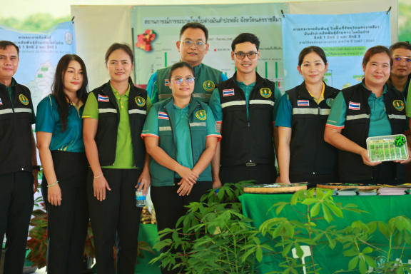 7413F281-3138-48EC-B130-546F80E34842