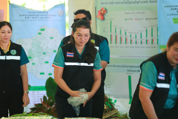 04DAE67F-253A-45E6-85A0-9F97F24D0B6D