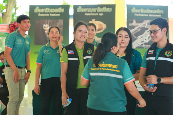 5A3CAE57-1902-49F4-83A2-9E341F092A07