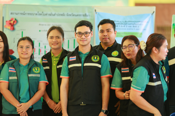 A3B43906-286C-4453-B2B6-BE7F683D6D3A