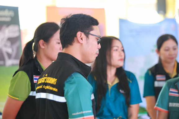 CE8750AE-C992-4B96-AB77-4F8AA2E5257F