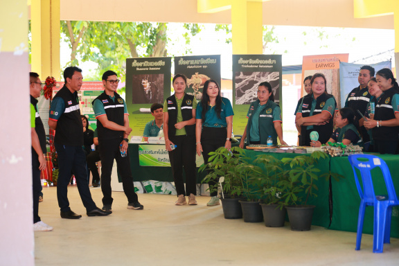 E9C88912-16B1-47E2-9B46-0EDD99CBF787