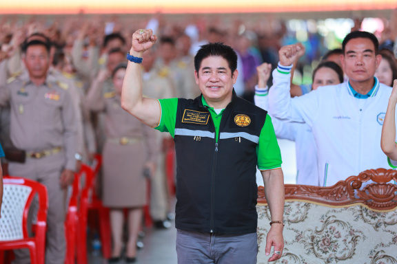 49250579-0199-4C52-8A87-C4DFA91FA36F