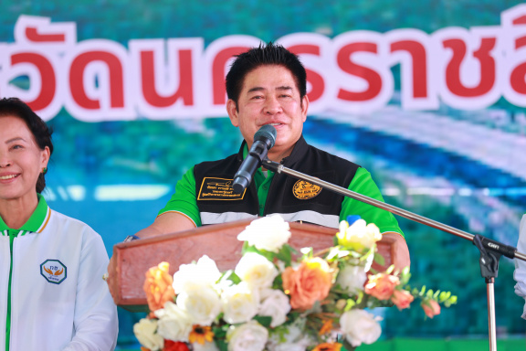 19958F3B-571A-4187-B304-D3BE25227957