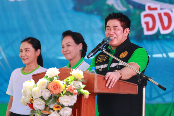 4E58C60B-B822-4FEF-97CE-89AD6B1EE60B