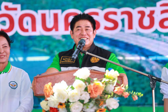 C7DE384C-365D-4B46-A4AF-05ED3AE4859D