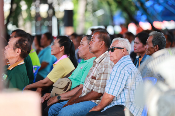 EE9FF67B-C287-48DA-8F8E-2A3AE311D611