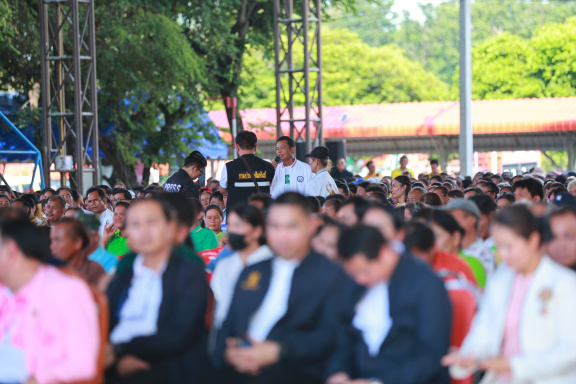 675E7DEA-BCC3-4F88-851C-72E05EF4B3F9