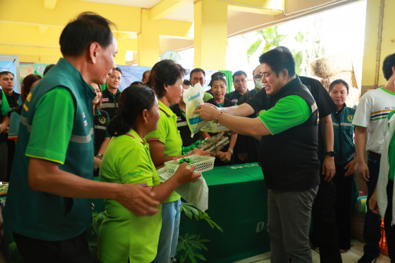 72F7D3C6-F268-45C1-ADE1-F26A5D9B7382