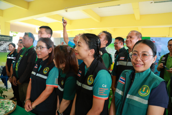 E93D898A-4797-4239-B86F-69934D676D67