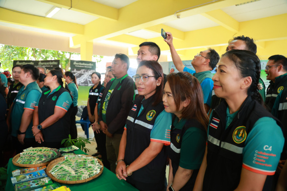 67A6C742-1751-4C56-9C1E-4585FBC22479