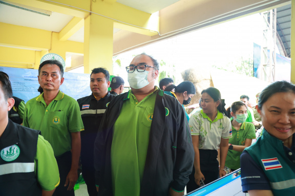 288F3584-3BB6-4409-BC42-731A25BA6A0E