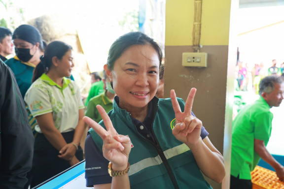 BD99DF8D-B8B2-4C39-A2AE-A360389EC008