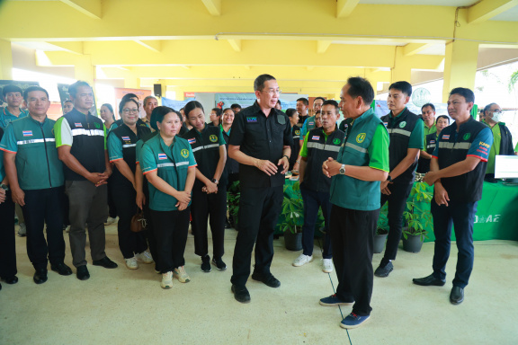 1E0765FC-4917-4882-A86A-0DB7AFCACA7A