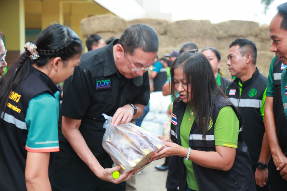 2FA7824B-E573-419E-A525-F9EB0D8FCB33