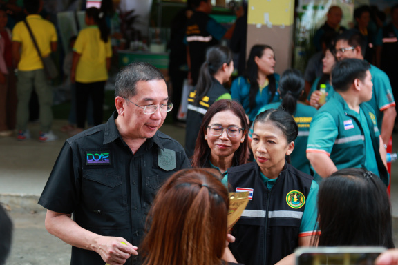 67F214D5-E18D-418F-BAA6-EF2638E19734