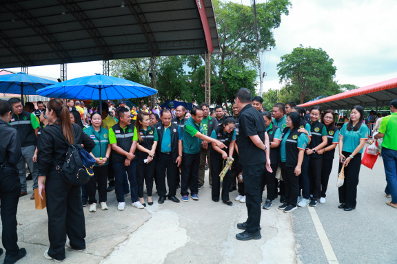 438740C5-B2D5-409B-8F5F-DF1EF6D6357B