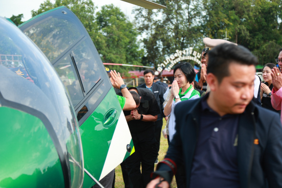 C96FB1B8-3D4D-4925-8B62-DE63C05344BB