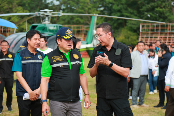 4AD79BA6-AA29-4BB0-84F4-39E072A7A792