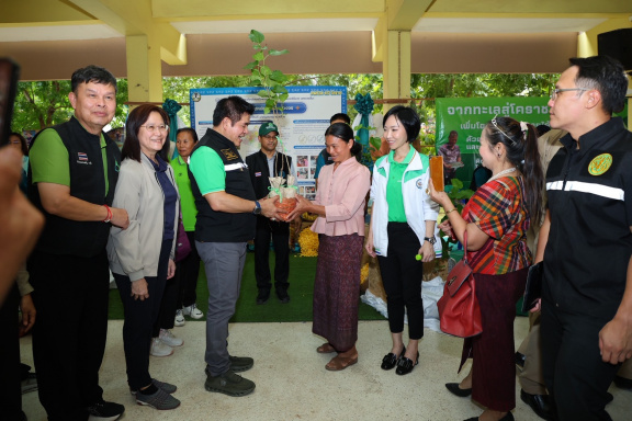 CB39E2AE-862E-4D94-933F-53543615EF79