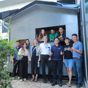 25681013 รองครองศักดิ์ ลงพื้นที่เยี่ยมชมสถานที่ดำเนินงานของบริษัท Altarize ในพื้นที่อำเภอหางดง จังหวัดเชียงใหม่ (ผลิตอิฐมวลเบาจากเศษวัสดุเหลือใช้ ฟางข้าว ซังข้าวโพด)