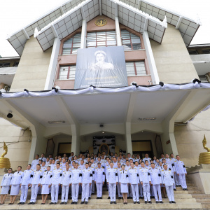 29/10/68 พิธีน้อมรำลึกในพระมหากรุณาธิคุณ และลงนามถวายความอาลัย สมเด็จพระนางเจ้าสิริกิติ์ พระบรมราชินีนาถ พระบรมราชชนนีพันปีหลวง