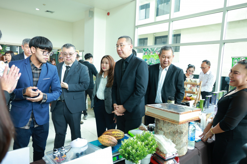 488A7796