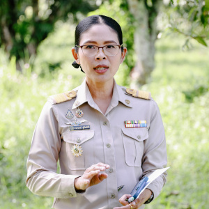 25681114 รองรพีทัศน์ ลงพื้นที่ โครงการเกษตรรวมใจอันเนื่องมทจากพระราชดำริ โดยให้คำแนะนำให้การบริหารจัดการแปลง และวางแผนการ จัดการผลผลิตภายในแปลง ณ แปลงเกษตรรวมใจอันเนื่องมาจาก พระราชดำริ โรงเรียนทหารการสัตว์ กรมการสัตว์ทหารบก