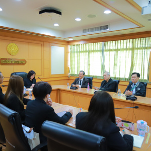 25690116 อธส.อัญชลี หารือร่วมกับ อาจารย์มนตรี คงตระกูลเทียน คณบดีคณะเกษตรนวัตและการจัดการ สถาบันการจัดการปัญญาภิวัฒน์ และคณะ ถึงความร่วมมือที่ผ่านว่าระหว่างสถาบันฯ